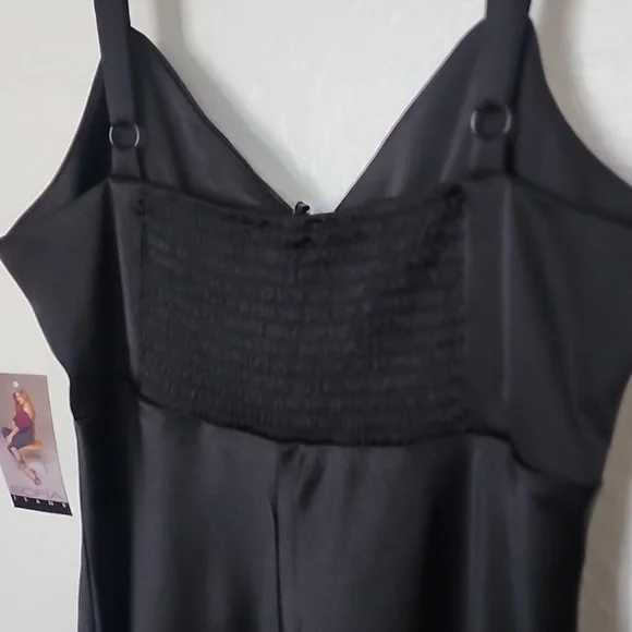 Sofia Vergara Women's NWT 'Carlie' Black Midi Dress. Size S - Picture 6 of 11